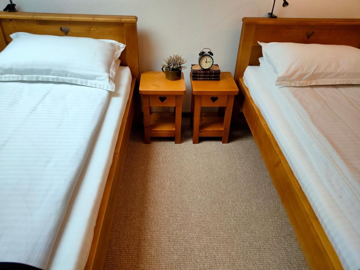 Casa David Ferenc Haz Hotel Deva Eksteriør billede